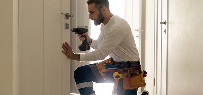 Mailbox Lock Installation Expert in El Granada, California